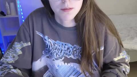 Snapshot of tofummuch chatting on November 2025 05:41:01 AM Elma online show from November 2025 05:41:01 AM