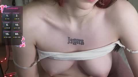 Snapshot of tofummuch chatting on December 2025 04:50:02 AM Elma online show from December 2025 04:50:02 AM