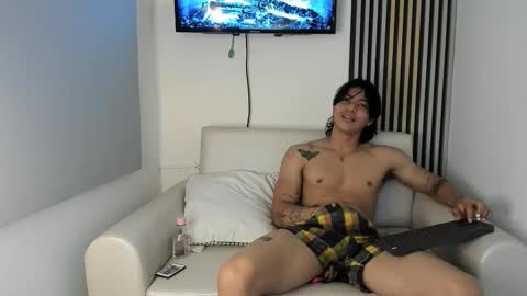 Snapshot of toji_lee chatting on October 2025 02:34:01 AM toji lee online show from October 2025 02:34:01 AM