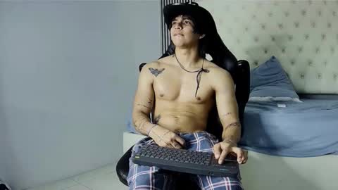 Snapshot of toji_lee chatting on November 2025 09:08:01 AM toji lee online show from November 2025 09:08:01 AM