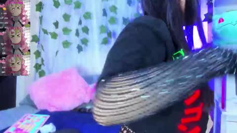 Snapshot of tokito_mitsuri chatting on November 2025 01:33:02 PM tokito mitsuri online show from November 2025 01:33:02 PM