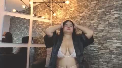 Snapshot of tokyosky chatting on November 2025 08:20:01 PM Tokyo online show from November 2025 08:20:01 PM