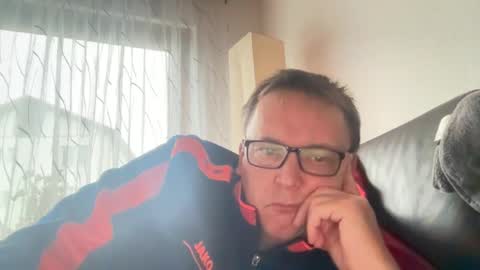 Tom online show from December 2024 09:46:01 AM