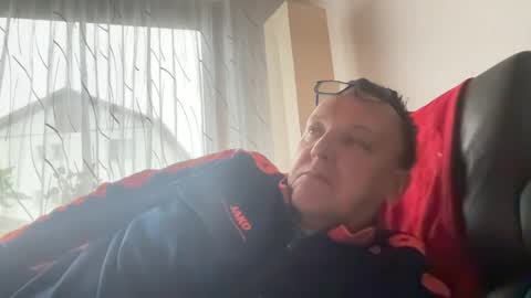 Tom online show from December 2024 12:16:02 PM