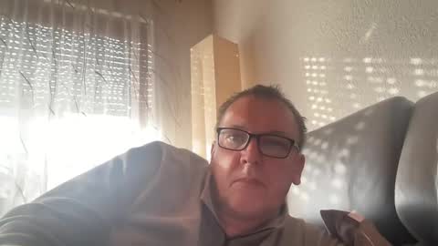 Tom online show from February 2025 09:35:02 AM