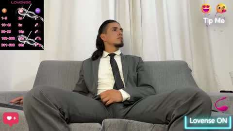 TOM online show from November 2025 09:48:02 PM