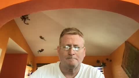 Hola online show from March 2025 09:15:02 PM
