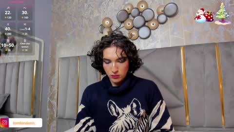 Snapshot of tomlondon_ chatting on January 2025 12:01:02 PM online show from January 2025 12:01:02 PM