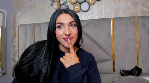 Snapshot of tomlondon_ chatting on January 2025 05:55:01 PM online show from January 2025 05:55:01 PM