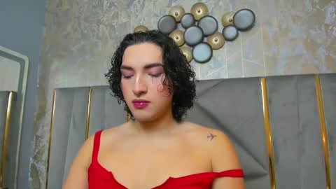 Snapshot of tomlondon_ chatting on February 2025 11:44:02 AM online show from February 2025 11:44:02 AM