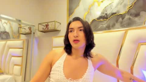 Snapshot of tomlondon_ chatting on March 2025 11:40:01 AM online show from March 2025 11:40:01 AM