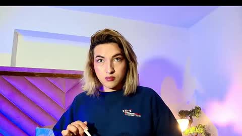 Snapshot of tomlondon_ chatting on September 2025 12:17:02 PM online show from September 2025 12:17:02 PM