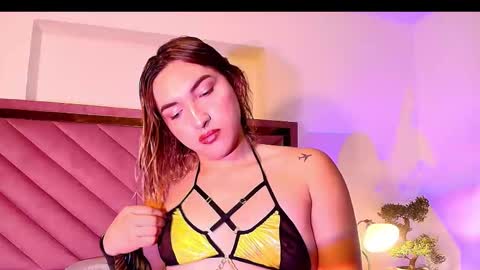 Snapshot of tomlondon_ chatting on September 2025 12:50:02 PM online show from September 2025 12:50:02 PM