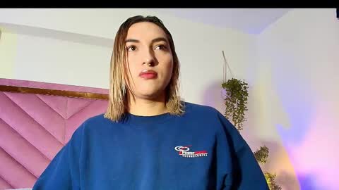 Snapshot of tomlondon_ chatting on September 2025 11:59:02 AM online show from September 2025 11:59:02 AM