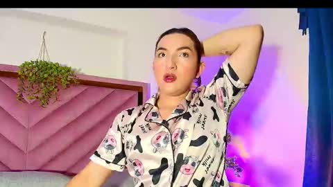 Snapshot of tomlondon_ chatting on October 2025 12:17:02 PM online show from October 2025 12:17:02 PM