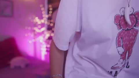 Blue  online show from March 2025 06:22:02 PM