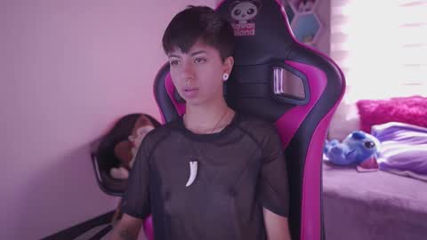 Blue  online show from March 2025 03:16:02 PM