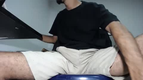   Thomas    online show from February 2025 12:16:01 AM