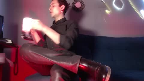 tommycollinss online show from September 2025 11:32:02 AM