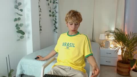 Tommy Foxboy online show from January 2025 01:12:02 PM