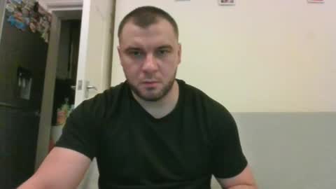 tommyy19901 online show from December 2024 08:04:02 PM