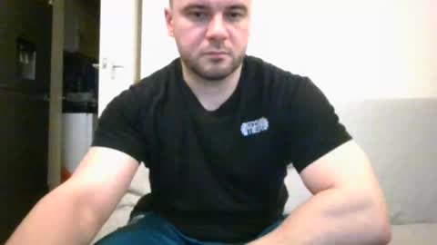 tommyy19901 online show from February 2025 06:26:02 PM