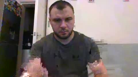 tommyy19901 online show from February 2025 06:52:01 PM