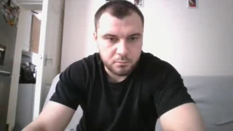 tommyy19901 online show from March 2025 04:33:02 PM