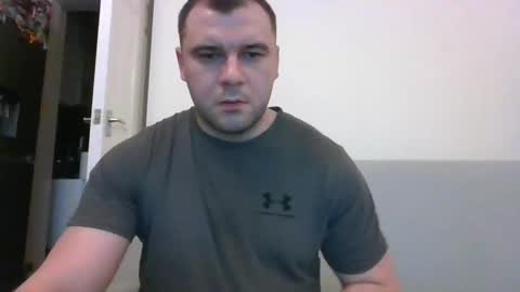 tommyy19901 online show from March 2025 07:59:02 PM