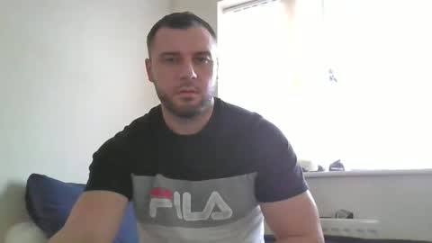 tommyy19901 online show from October 2025 03:07:01 PM