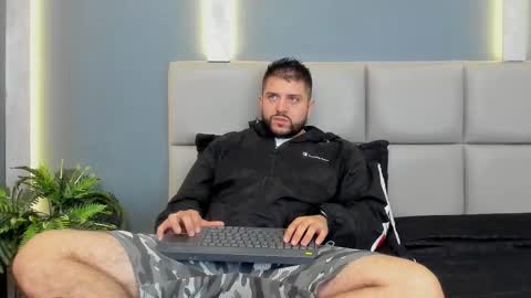 Sr. Thomas online show from February 2025 11:02:02 AM