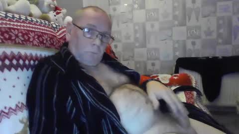 tonygibbson62 online show from December 2024 11:34:01 PM