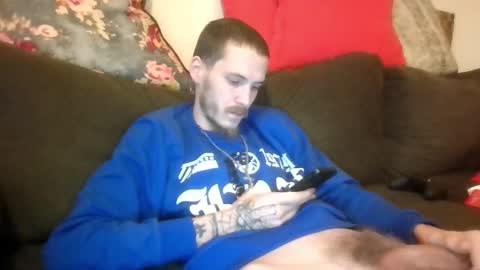 Snapshot of tootall803 chatting on October 2025 03:24:01 PM TooTall803 online show from October 2025 03:24:01 PM