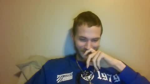 Snapshot of tootall803 chatting on November 2025 03:39:01 AM TooTall803 online show from November 2025 03:39:01 AM