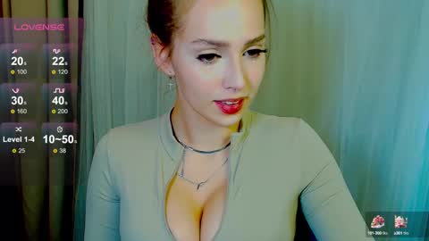 Snapshot of top_twins chatting on January 2025 08:19:01 AM Yara online show from January 2025 08:19:01 AM