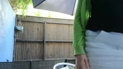 Topsy online show from November 2025 08:41:01 AM