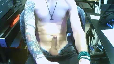 Snapshot of tornado2156 chatting on February 2025 07:03:01 PM Tornado2156 online show from February 2025 07:03:01 PM