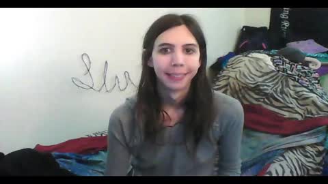 Luna online show from October 2025 09:06:01 PM