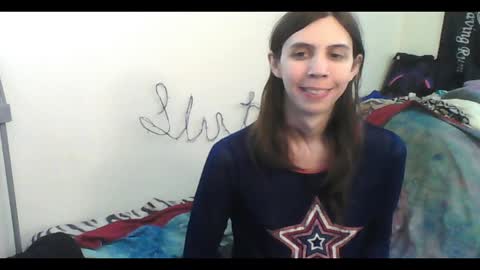 Luna online show from November 2025 02:43:02 AM