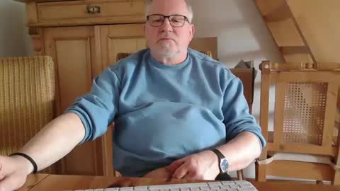 Snapshot of toto758 chatting on February 2025 12:36:02 PM toto758 online show from February 2025 12:36:02 PM