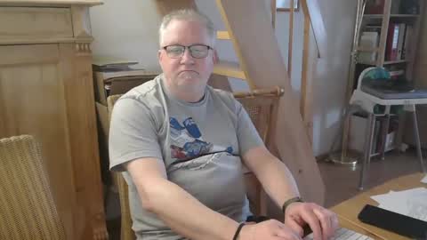 Snapshot of toto758 chatting on March 2025 10:59:02 AM toto758 online show from March 2025 10:59:02 AM