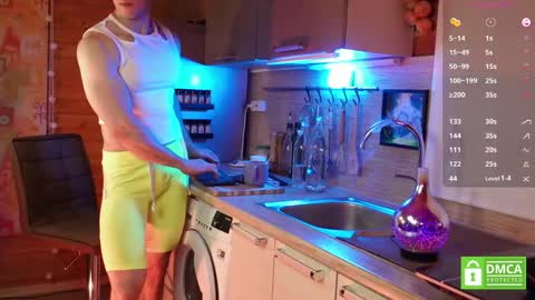 Paul online show from November 2025 03:45:01 AM