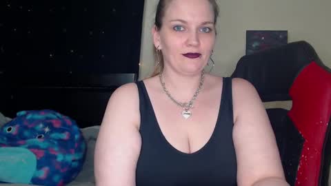 Lilly Miss Mistress Goddess Maam Queen Boss online show from January 2025 10:53:02 AM