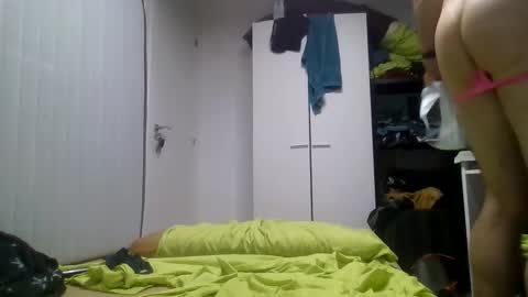 Snapshot of toy_machine1219 chatting on November 2025 06:52:02 PM toy_machine1219 online show from November 2025 06:52:02 PM