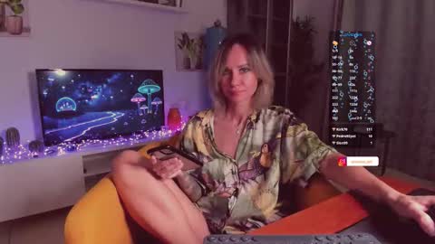 Snapshot of trafka_murafka chatting on October 2025 09:44:02 PM Hey my name is Kiri Kiri online show from October 2025 09:44:02 PM