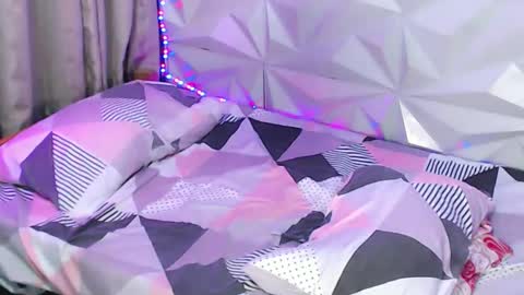 Gigi online show from December 2024 12:11:01 PM