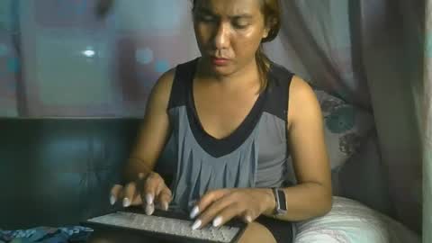 transhottie28 online show from February 2025 10:19:01 AM