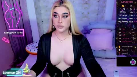 BELLA online show from December 2024 04:49:01 PM