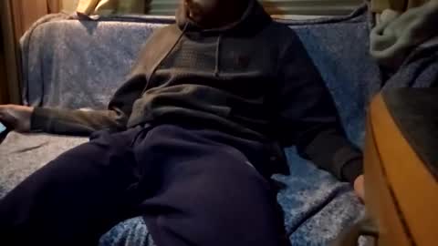 Snapshot of travelbait chatting on October 2025 08:29:01 PM travelbait online show from October 2025 08:29:01 PM