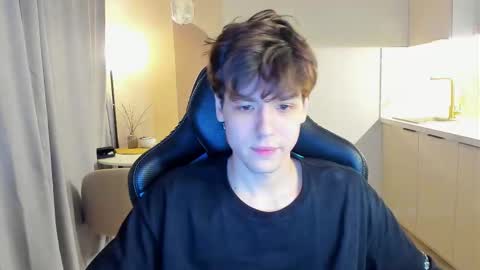 Snapshot of travisrivas chatting on October 2025 07:23:01 PM travisrivas online show from October 2025 07:23:01 PM